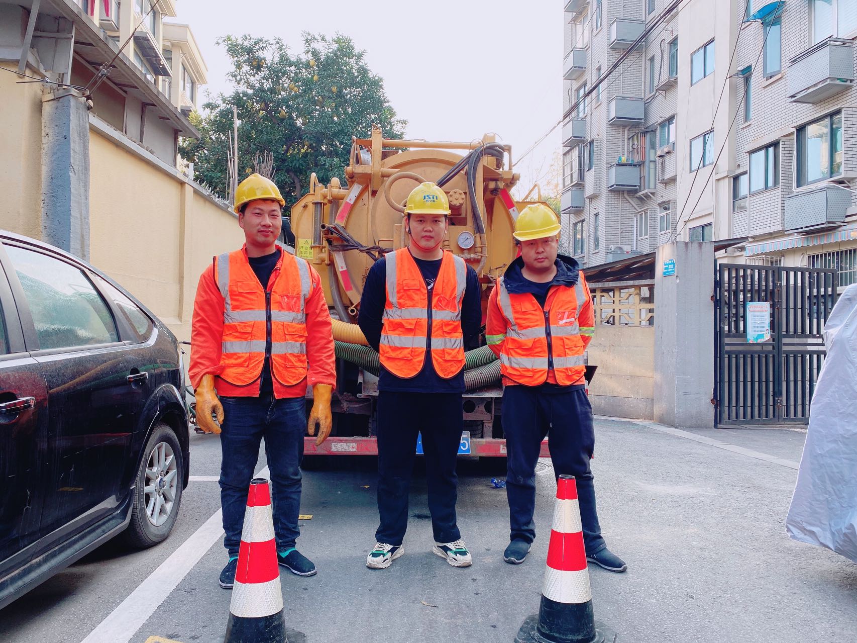 南京某小區管道清淤檢測施工